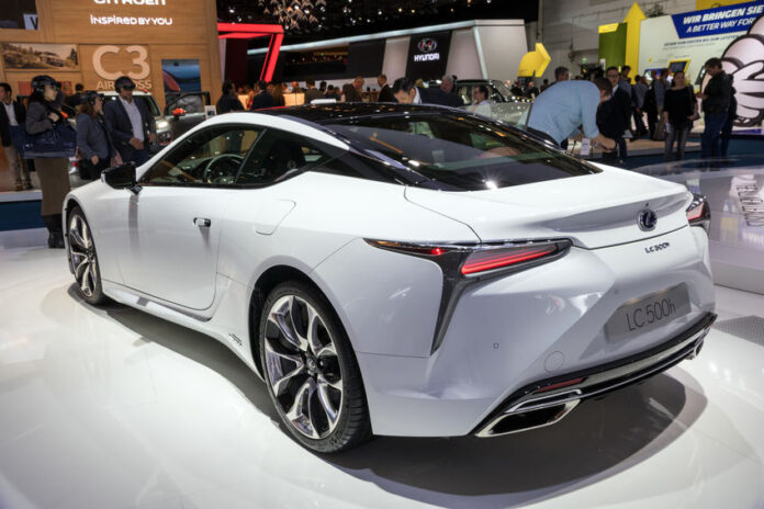 2018 Lexus LC500h Coupe car